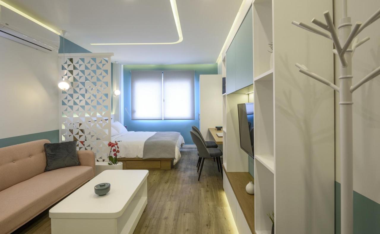 Τhe Half Root Suite In The Heart Of City Center 塞萨洛尼基 外观 照片